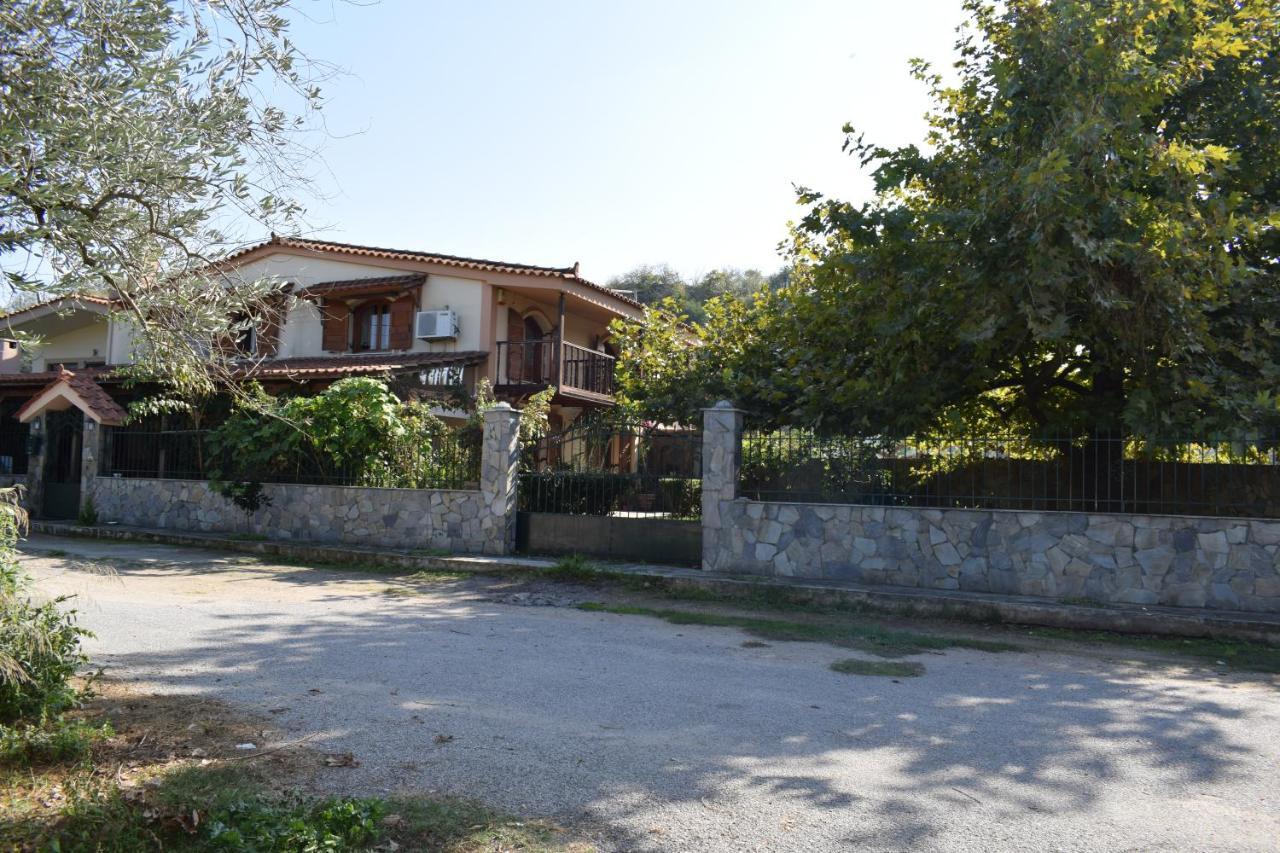 Family Villa Kalypso Oreoi Exterior photo