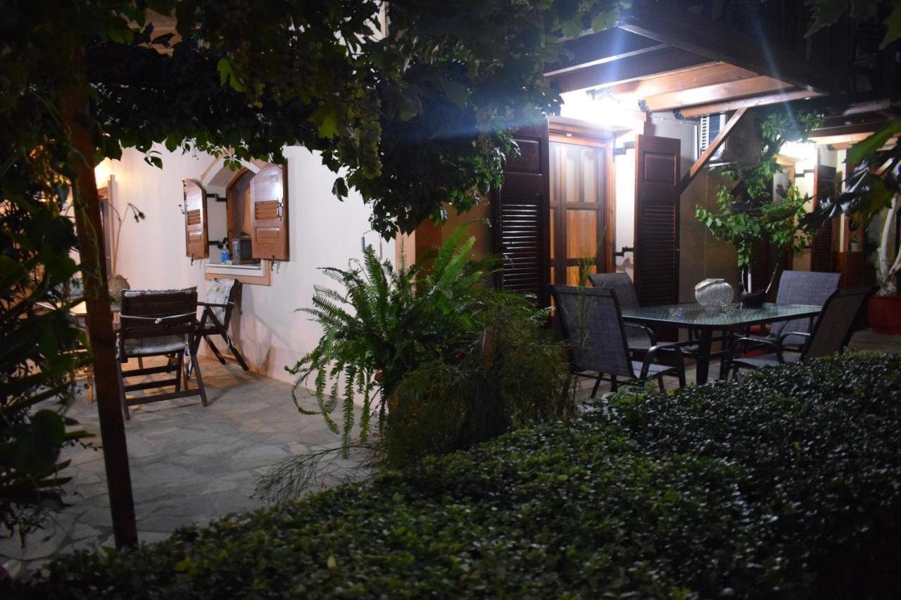 Family Villa Kalypso Oreoi Exterior photo